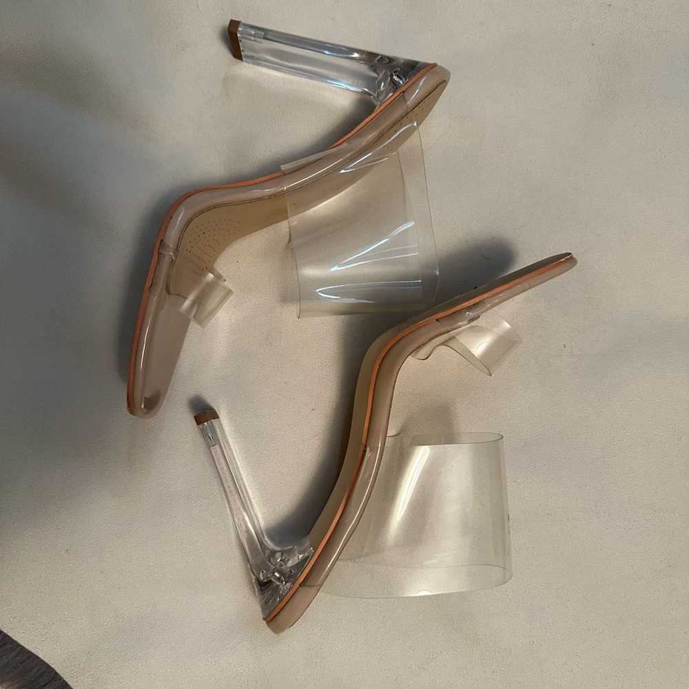 Clear heels - Picture 2 of 4